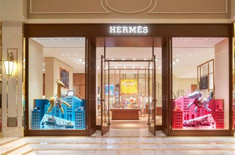 Hermès Outlet Stores in United States .